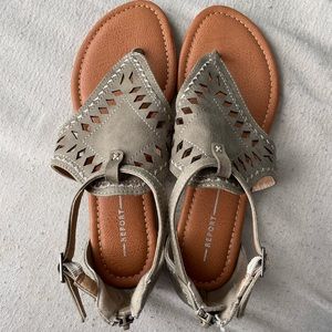 Women’s 8 Report Sandals (Used)